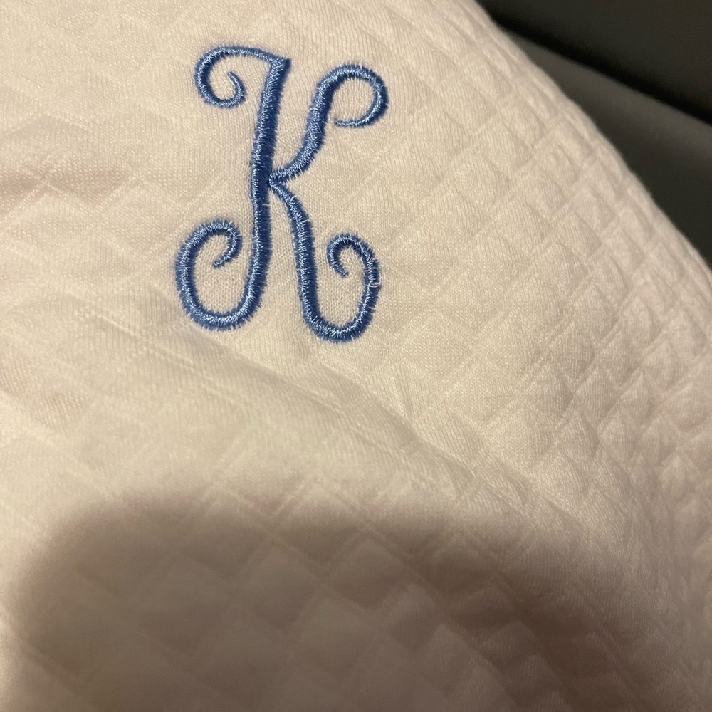 Pottery Barn White Waffle Knit Cotton Robe Monogrammed “K” Size M/L - Picture 7 of 7